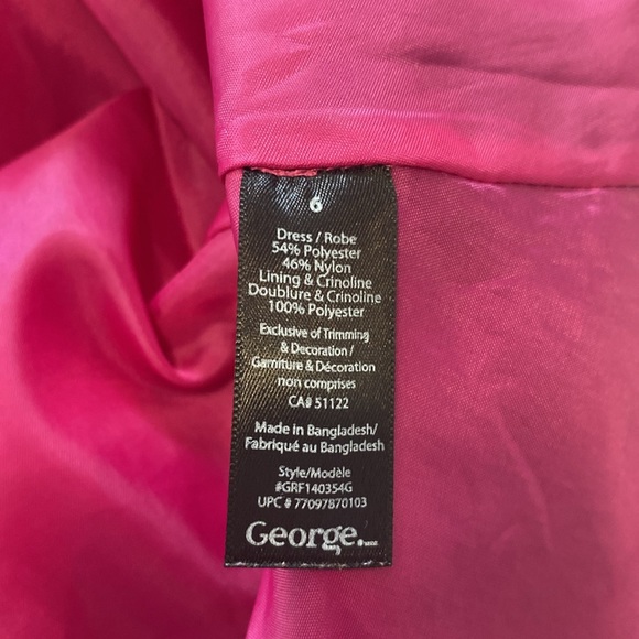 Beautiful, Pink kids party dress with accents in black girls size 6 - Picture 9 of 10